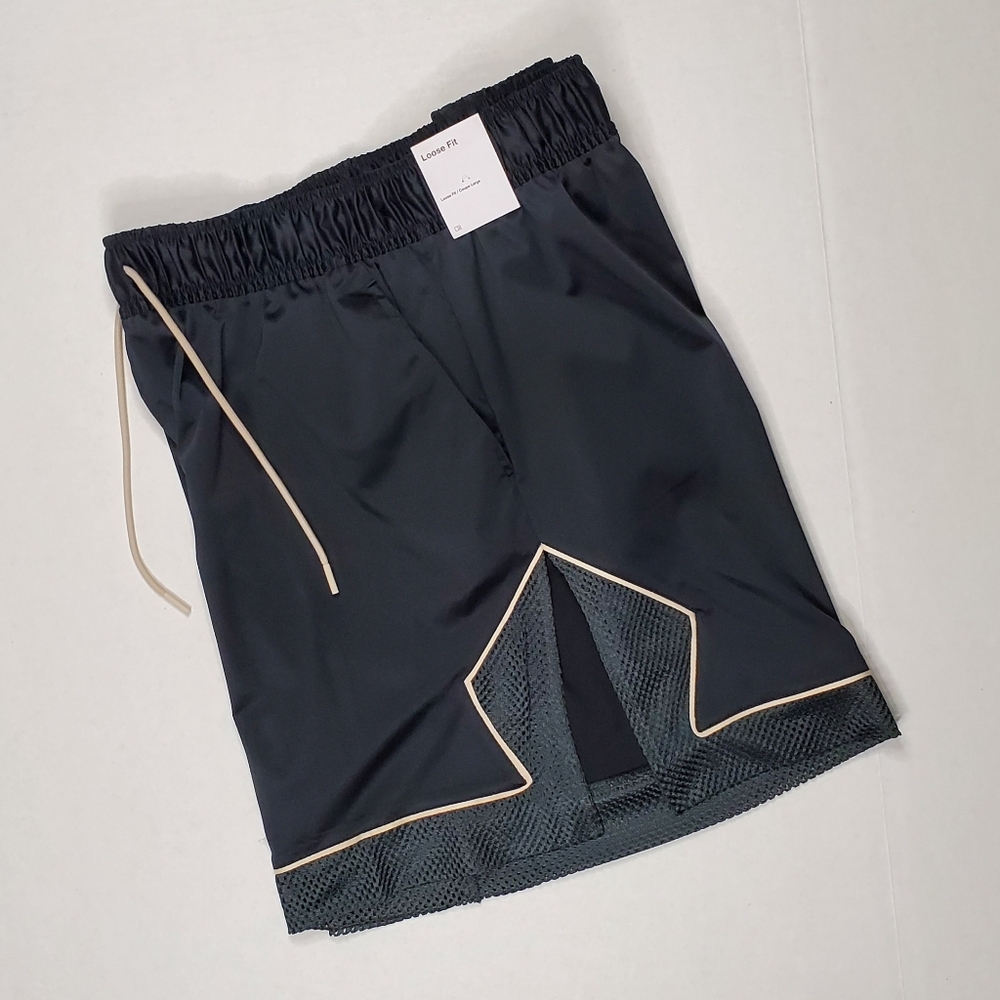 Nike Jordan Womens Size XL Loose Fit Essential Diamond Shorts Black DO5041-010